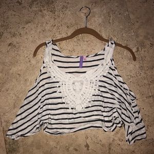 Stripped crop top (LF)